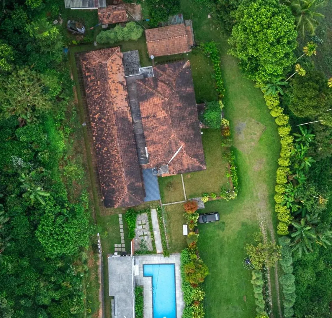 Otel Pathaayam Farm View Home Kalpatta